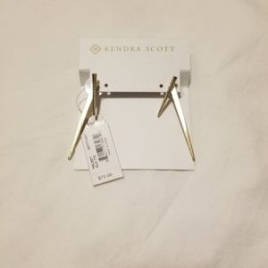 SOLD!! Kendra Scott gold Halsey earrings
